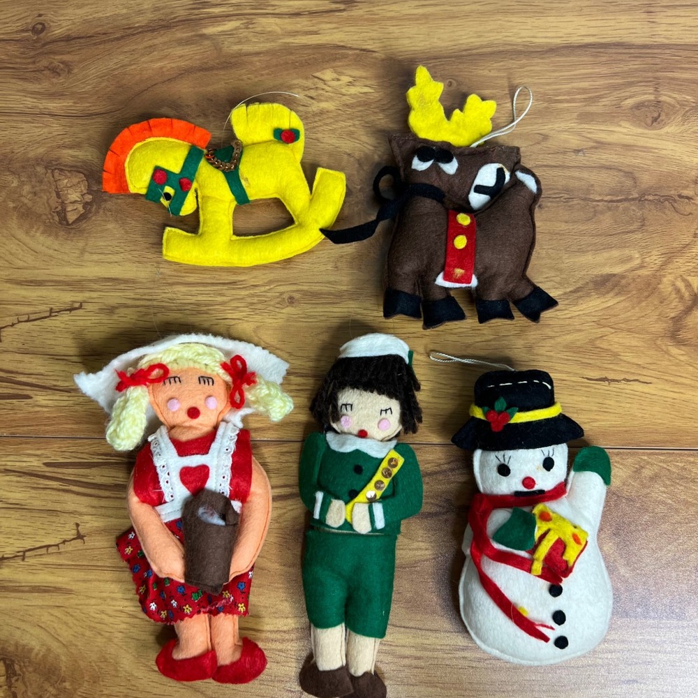 HandmadeVintage Felt Christmas‎ Ornament Lot Rocking Horse Reindeer Snowman